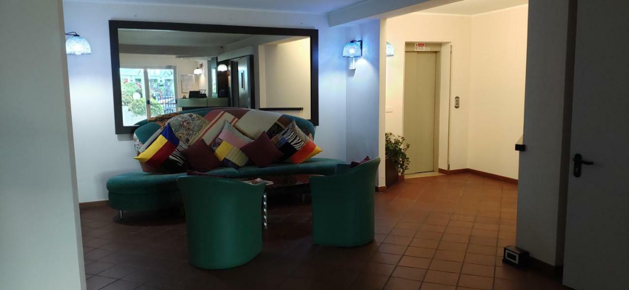 Beach Hotel Eurovil Предоре Экстерьер фото